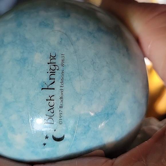 2 ~ The Bradford Editions 1997 WOLF Ornaments Black Knight Silver Scout VINTAGE - Picture 9 of 12